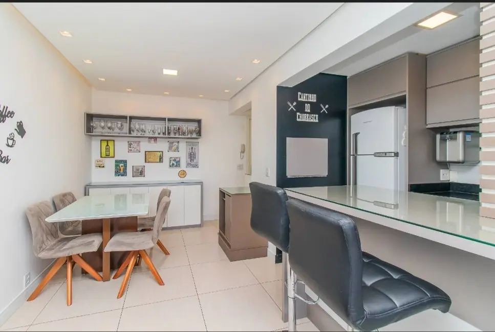 Apartamento com 3 quartos à venda, 74m2 em Centro, Canoas - RS - imagem 4 Foto 4 de Apartamento com 3 quartos à venda, 74m2 em Centro, Canoas - RS
