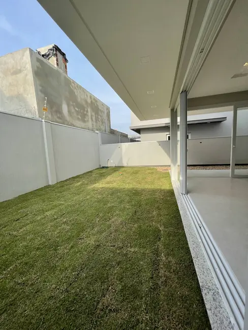Casa de Condomínio com 4 quartos à venda, 232m2 em Igara, Canoas - RS - imagem 9 Foto 9 de Casa de Condomínio com 4 quartos à venda, 232m2 em Igara, Canoas - RS