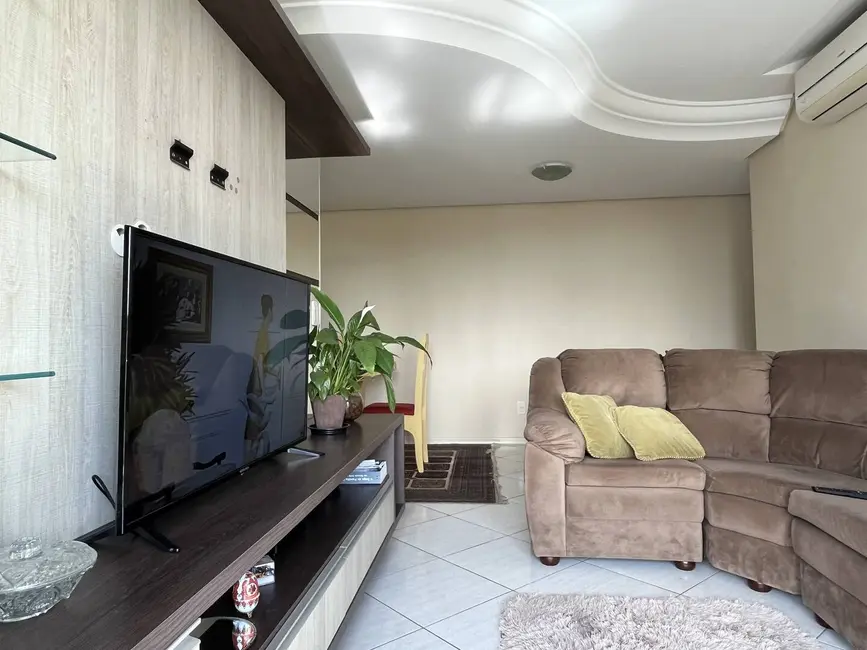 Apartamento com 2 quartos à venda, 80m2 em São Sebastião, Esteio - RS - imagem 5 Foto 5 de Apartamento com 2 quartos à venda, 80m2 em São Sebastião, Esteio - RS