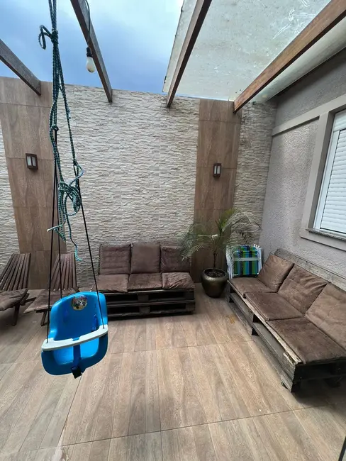 Casa de Condomínio com 2 quartos à venda, 57m2 em Olaria, Canoas - RS - imagem 3 Foto 3 de Casa de Condomínio com 2 quartos à venda, 57m2 em Olaria, Canoas - RS