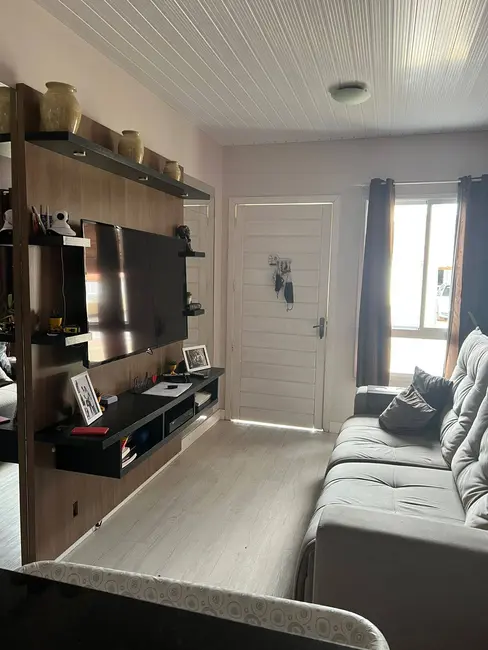 Casa de Condomínio com 2 quartos à venda, 57m2 em Olaria, Canoas - RS - imagem 6 Foto 6 de Casa de Condomínio com 2 quartos à venda, 57m2 em Olaria, Canoas - RS