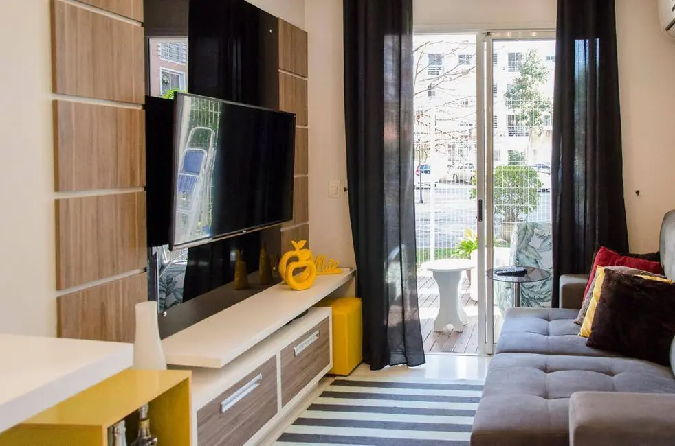 Foto 2 de Apartamento com 2 quartos à venda, 55m2 em Igara, Canoas - RS