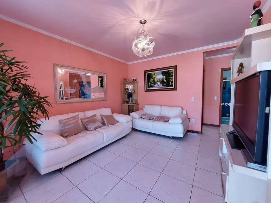 Casa com 2 quartos à venda, 100m2 em Canoas - RS - imagem 6 Foto 6 de Casa com 2 quartos à venda, 100m2 em Canoas - RS
