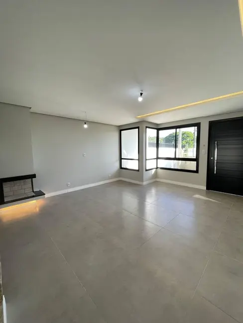 Sobrado com 5 quartos à venda, 215m2 em Canoas - RS - imagem 7 Foto 7 de Sobrado com 5 quartos à venda, 215m2 em Canoas - RS