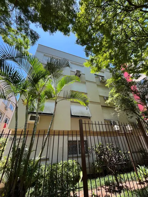 Foto 1 de Apartamento com 2 quartos à venda, 67m2 em São João, Porto Alegre - RS