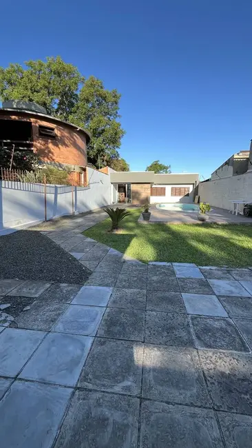 Casa com 3 quartos à venda, 106m2 em Niterói, Canoas - RS - imagem 8 Foto 8 de Casa com 3 quartos à venda, 106m2 em Niterói, Canoas - RS