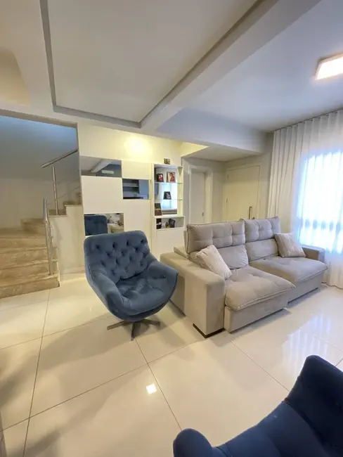 Casa de Condomínio com 4 quartos à venda, 124m2 em Igara, Canoas - RS - imagem 9 Foto 9 de Casa de Condomínio com 4 quartos à venda, 124m2 em Igara, Canoas - RS