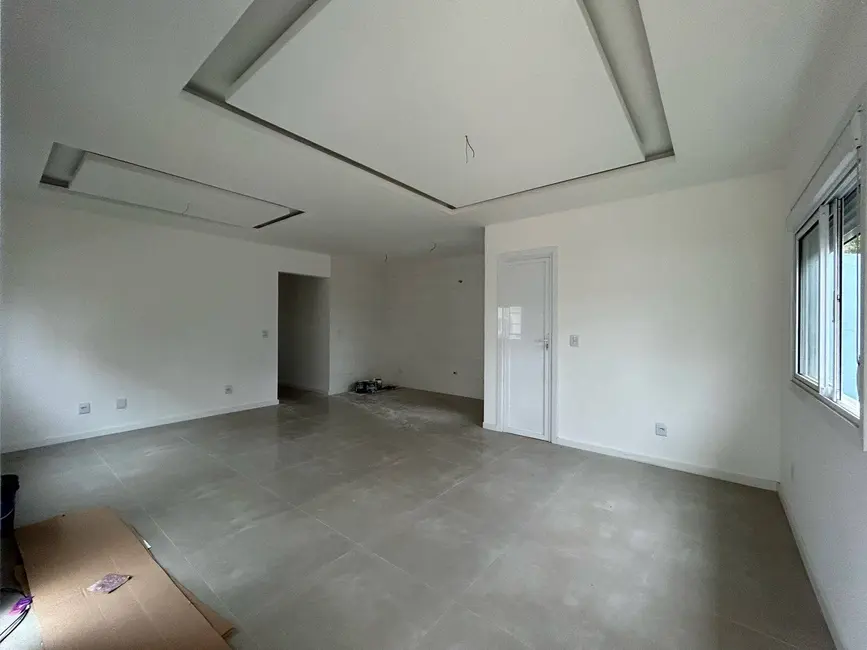 Casa com 3 quartos à venda, 67m2 em Mato Grande, Canoas - RS - imagem 3 Foto 3 de Casa com 3 quartos à venda, 67m2 em Mato Grande, Canoas - RS