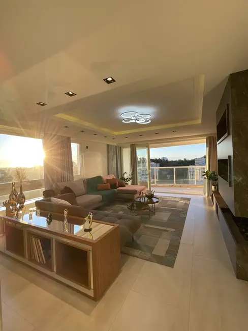 Foto 1 de Apartamento com 2 quartos à venda, 154m2 em Nossa Senhora das Graças, Canoas - RS