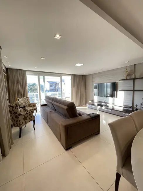 Apartamento com 3 quartos à venda, 199m2 em Nossa Senhora das Graças, Canoas - RS - imagem 9 Foto 9 de Apartamento com 3 quartos à venda, 199m2 em Nossa Senhora das Graças, Canoas - RS