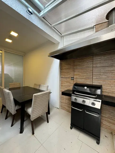 Casa de Condomínio com 3 quartos à venda, 144m2 em Canoas - RS - imagem 5 Foto 5 de Casa de Condomínio com 3 quartos à venda, 144m2 em Canoas - RS