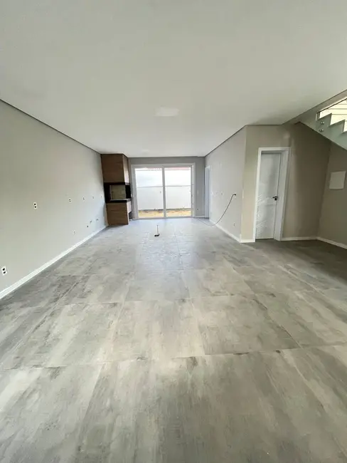 Foto 3 de Sobrado com 3 quartos à venda, 128m2 em Igara, Canoas - RS