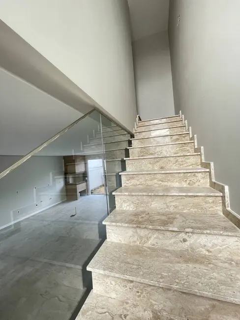 Foto 5 de Sobrado com 3 quartos à venda, 128m2 em Igara, Canoas - RS