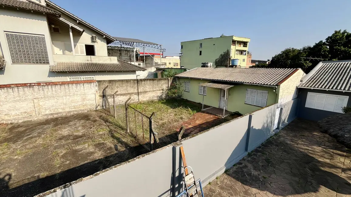 Terreno / Lote à venda e para alugar, 550m2 em Nossa Senhora das Graças, Canoas - RS - imagem 4 Foto 4 de Terreno / Lote à venda e para alugar, 550m2 em Nossa Senhora das Graças, Canoas - RS