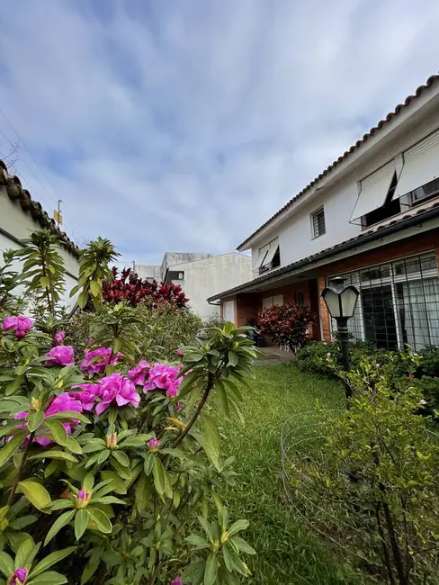 Foto 2 de Casa com 5 quartos à venda, 232m2 em Menino Deus, Porto Alegre - RS