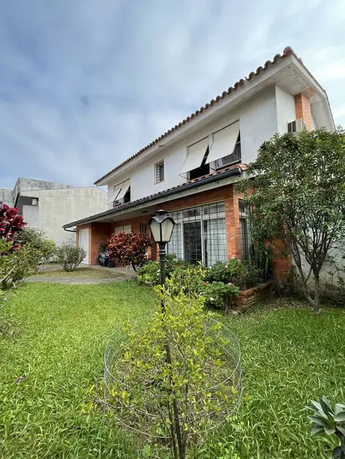 Foto 4 de Casa com 5 quartos à venda, 232m2 em Menino Deus, Porto Alegre - RS