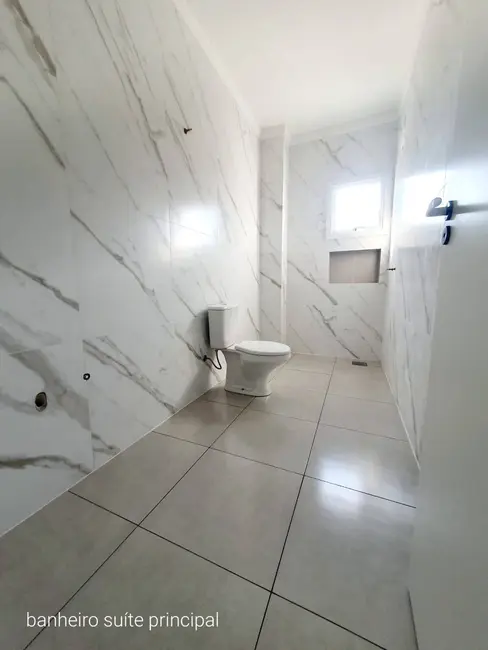 Sobrado com 3 quartos à venda, 132m2 em Nossa Senhora das Graças, Canoas - RS - imagem 8 Foto 8 de Sobrado com 3 quartos à venda, 132m2 em Nossa Senhora das Graças, Canoas - RS