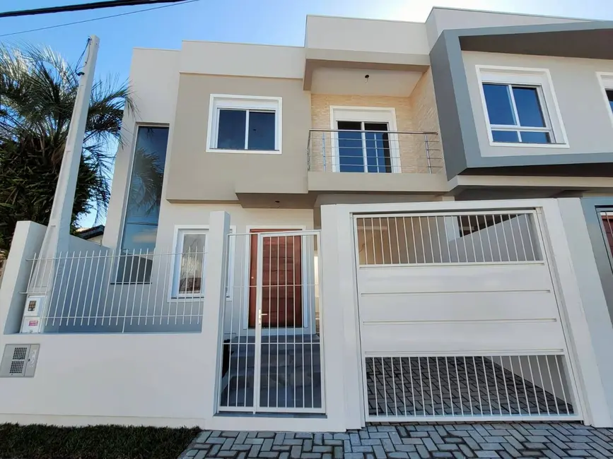 Foto 2 de Sobrado com 3 quartos à venda, 122m2 em Nossa Senhora das Graças, Canoas - RS