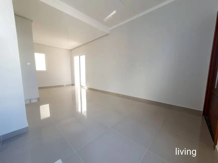 Sobrado com 3 quartos à venda, 122m2 em Nossa Senhora das Graças, Canoas - RS - imagem 8 Foto 8 de Sobrado com 3 quartos à venda, 122m2 em Nossa Senhora das Graças, Canoas - RS