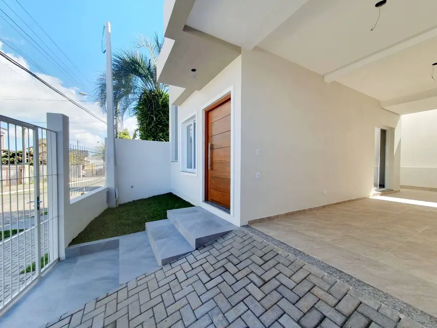 Sobrado com 3 quartos à venda, 122m2 em Nossa Senhora das Graças, Canoas - RS - imagem 3 Foto 3 de Sobrado com 3 quartos à venda, 122m2 em Nossa Senhora das Graças, Canoas - RS