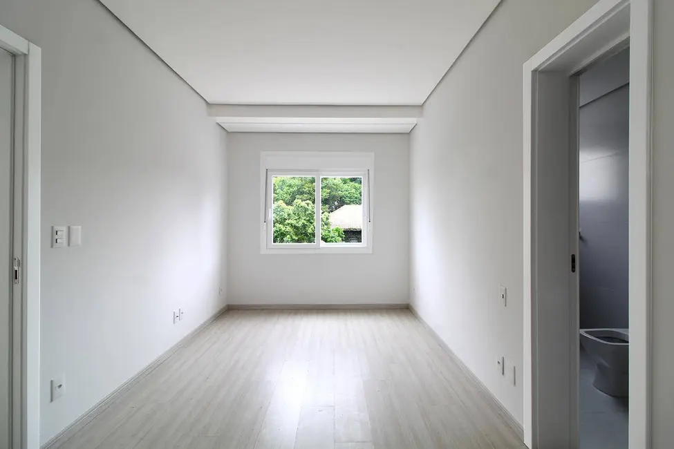 Apartamento com 3 quartos à venda, 112m2 em Centro, Canoas - RS - imagem 9 Foto 9 de Apartamento com 3 quartos à venda, 112m2 em Centro, Canoas - RS