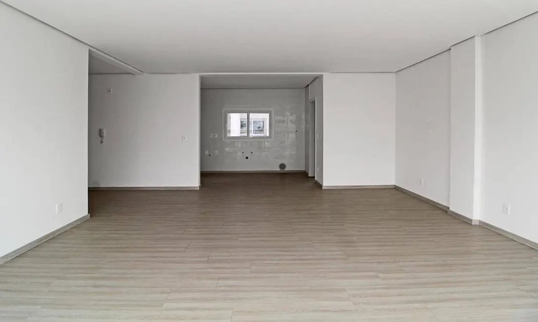 Apartamento com 3 quartos à venda, 112m2 em Centro, Canoas - RS - imagem 8 Foto 8 de Apartamento com 3 quartos à venda, 112m2 em Centro, Canoas - RS