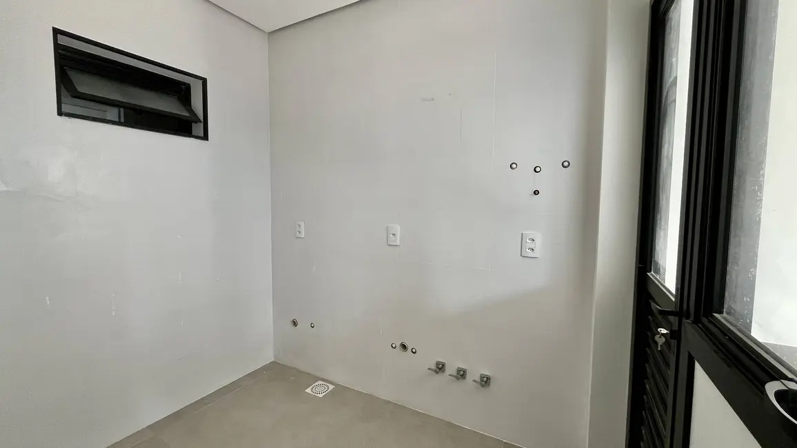 Foto 6 de Sobrado com 3 quartos à venda, 176m2 em São José, Canoas - RS