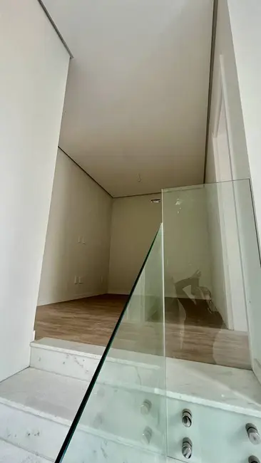 Foto 9 de Sobrado com 3 quartos à venda, 176m2 em São José, Canoas - RS