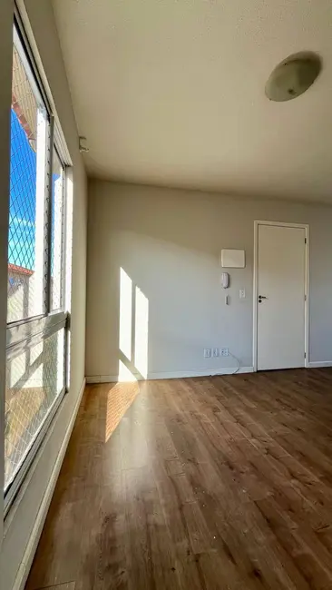 Foto 7 de Apartamento com 2 quartos à venda, 43m2 em Igara, Canoas - RS