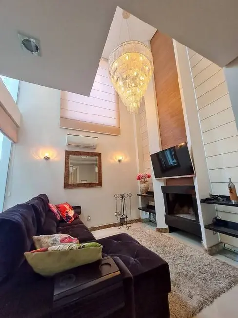 Foto 6 de Casa de Condomínio com 4 quartos à venda, 310m2 em Igara, Canoas - RS