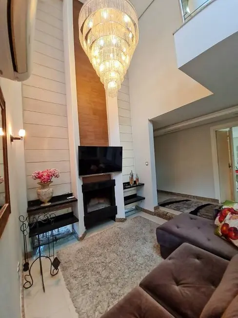 Foto 9 de Casa de Condomínio com 4 quartos à venda, 310m2 em Igara, Canoas - RS