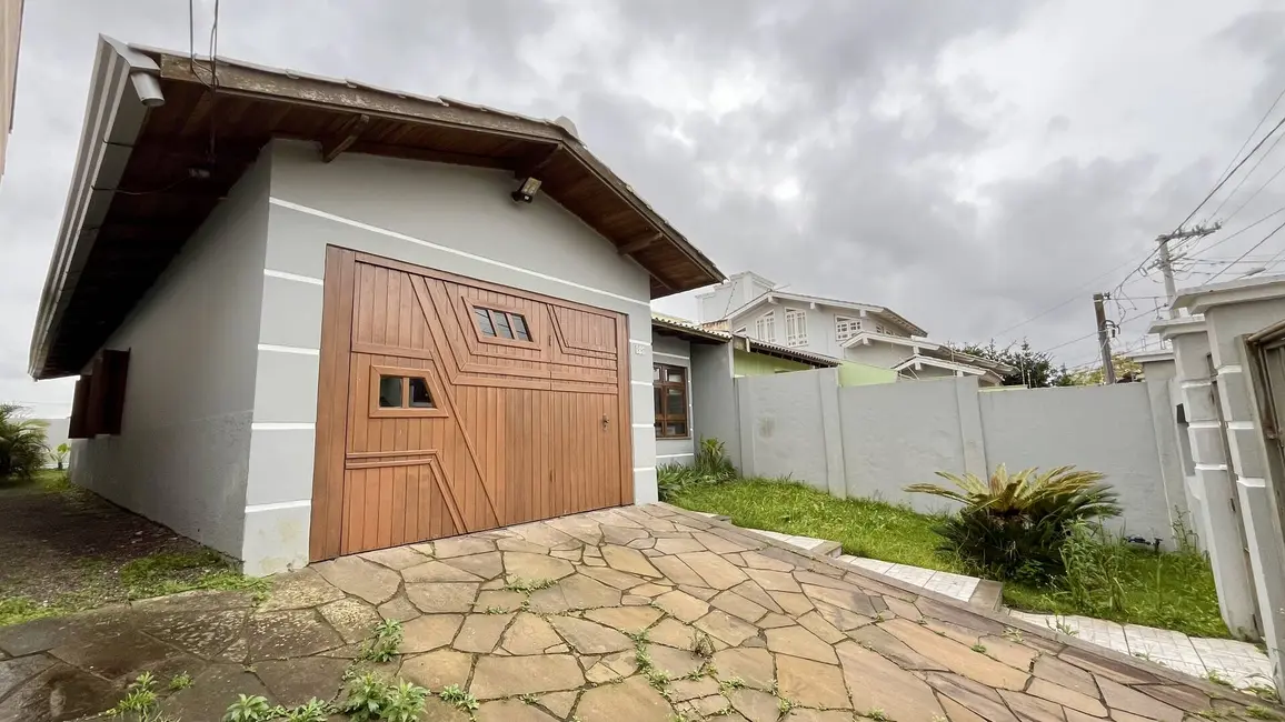 Casa com 3 quartos à venda, 143m2 em Igara, Canoas - RS - imagem 5 Foto 5 de Casa com 3 quartos à venda, 143m2 em Igara, Canoas - RS