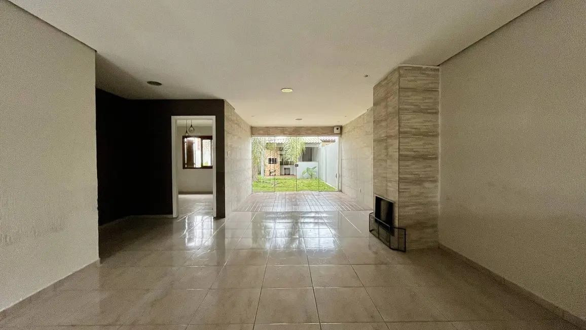 Casa com 3 quartos à venda, 143m2 em Igara, Canoas - RS - imagem 7 Foto 7 de Casa com 3 quartos à venda, 143m2 em Igara, Canoas - RS