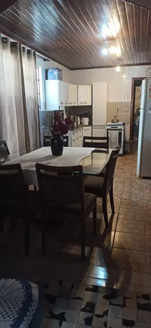 Casa com 3 quartos à venda, 149m2 em Estância Velha, Canoas - RS - imagem 5 Foto 5 de Casa com 3 quartos à venda, 149m2 em Estância Velha, Canoas - RS