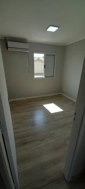 Foto 9 de Casa de Condomínio com 2 quartos à venda, 85m2 em Igara, Canoas - RS