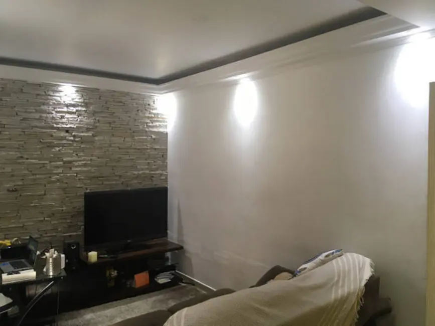 Foto 2 de Casa com 2 quartos à venda, 116m2 em Jardim Las Vegas, Santo Andre - SP