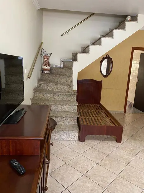 Foto 2 de Sobrado com 2 quartos à venda, 130m2 em Campestre, Santo Andre - SP