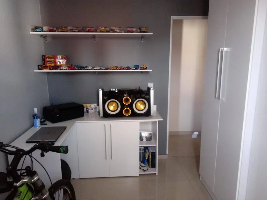 Foto 2 de Apartamento com 2 quartos à venda, 50m2 em Jardim Santo André, Santo Andre - SP