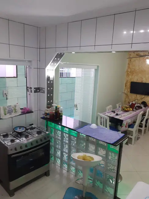 Foto 6 de Casa com 2 quartos à venda, 131m2 em Parque Industriário, Santo Andre - SP