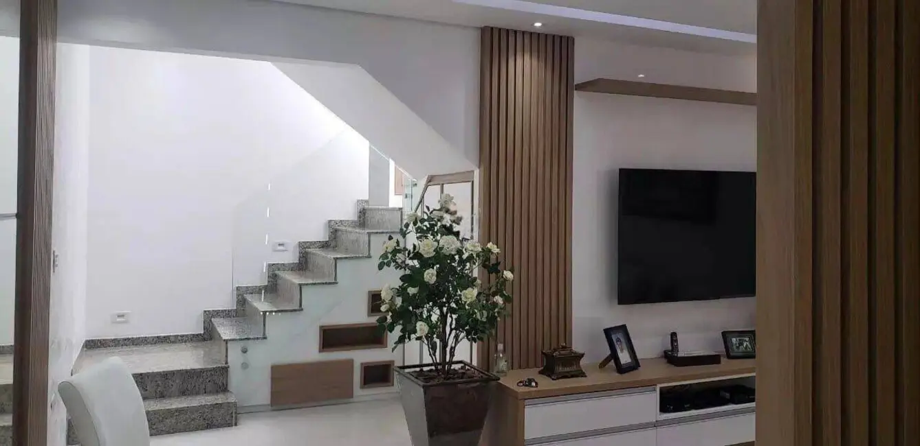 Sobrado com 3 quartos à venda, 140m2 em Silveira, Santo Andre - SP - imagem 1 Foto 1 de Sobrado com 3 quartos à venda, 140m2 em Silveira, Santo Andre - SP