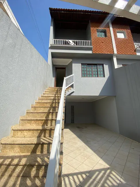 Foto 1 de Sobrado com 3 quartos à venda, 182m2 em Baeta Neves, Sao Bernardo Do Campo - SP