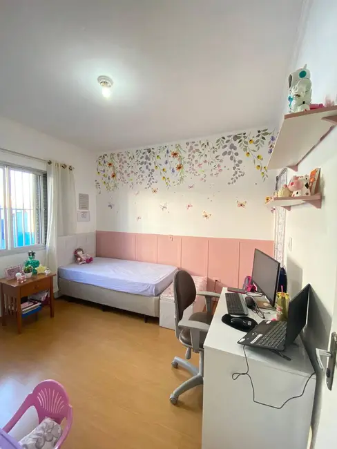Sobrado com 2 quartos à venda, 145m2 em Jardim do Estádio, Santo Andre - SP - imagem 7 Foto 7 de Sobrado com 2 quartos à venda, 145m2 em Jardim do Estádio, Santo Andre - SP