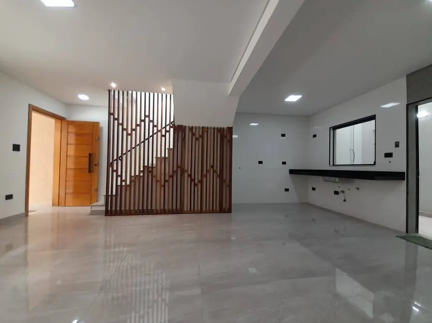 Sobrado com 2 quartos à venda, 108m2 em Jardim das Maravilhas, Santo Andre - SP - imagem 1 Foto 1 de Sobrado com 2 quartos à venda, 108m2 em Jardim das Maravilhas, Santo Andre - SP