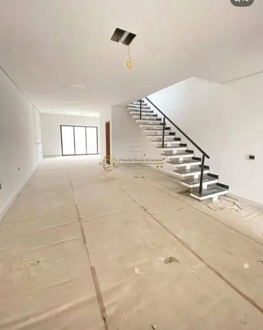 Sobrado com 3 quartos à venda, 155m2 em Parque das Nações, Santo Andre - SP - imagem 2 Foto 2 de Sobrado com 3 quartos à venda, 155m2 em Parque das Nações, Santo Andre - SP