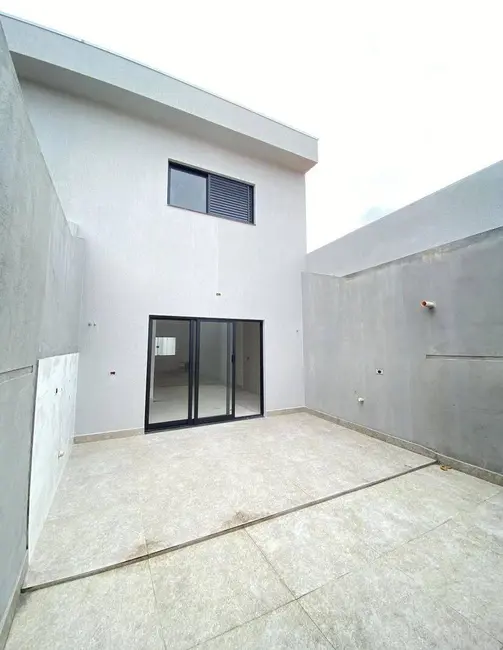 Sobrado com 3 quartos à venda, 155m2 em Parque das Nações, Santo Andre - SP - imagem 4 Foto 4 de Sobrado com 3 quartos à venda, 155m2 em Parque das Nações, Santo Andre - SP