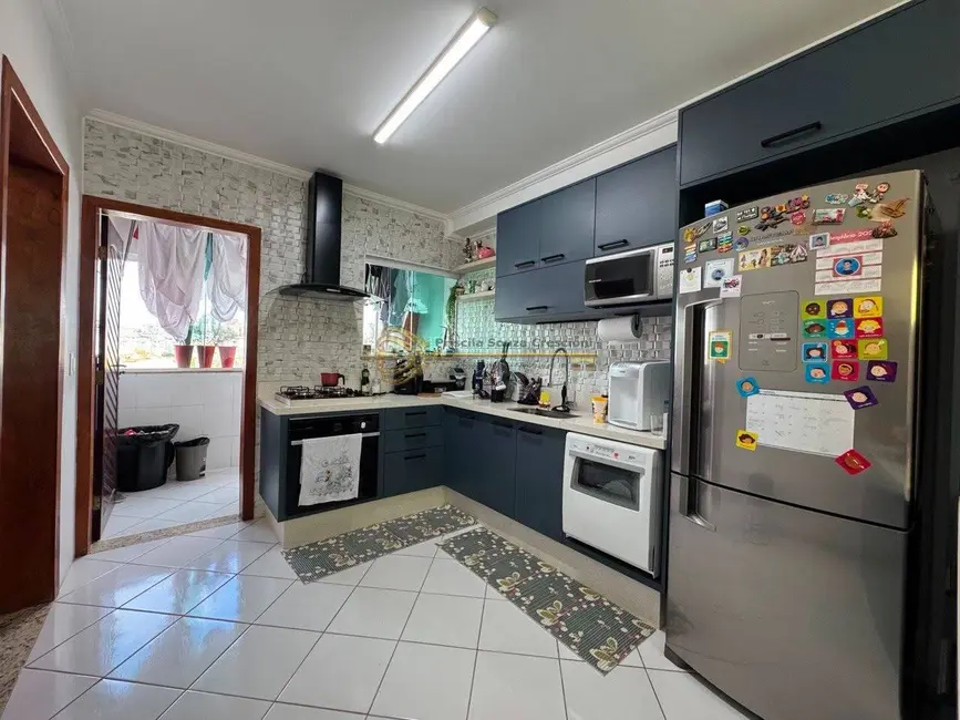Sobrado com 3 quartos à venda, 137m2 em Jardim Santo Antônio, Santo Andre - SP - imagem 5 Foto 5 de Sobrado com 3 quartos à venda, 137m2 em Jardim Santo Antônio, Santo Andre - SP