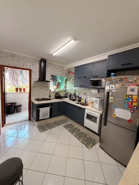 Sobrado com 3 quartos à venda, 137m2 em Jardim Santo Antônio, Santo Andre - SP - imagem 8 Foto 8 de Sobrado com 3 quartos à venda, 137m2 em Jardim Santo Antônio, Santo Andre - SP