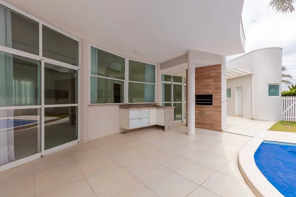 Foto 2 de Casa com 4 quartos à venda, 300m2 em Loteamento Alphaville Campinas, Campinas - SP