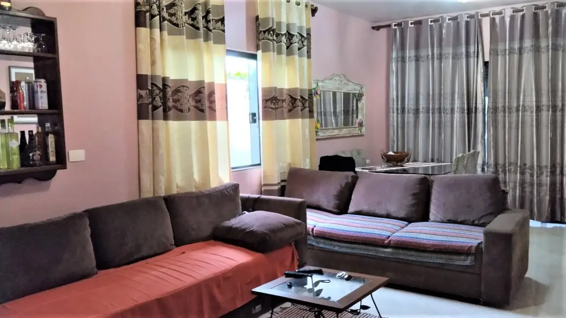 Foto 5 de Casa com 3 quartos à venda, 250m2 em Iguape - SP