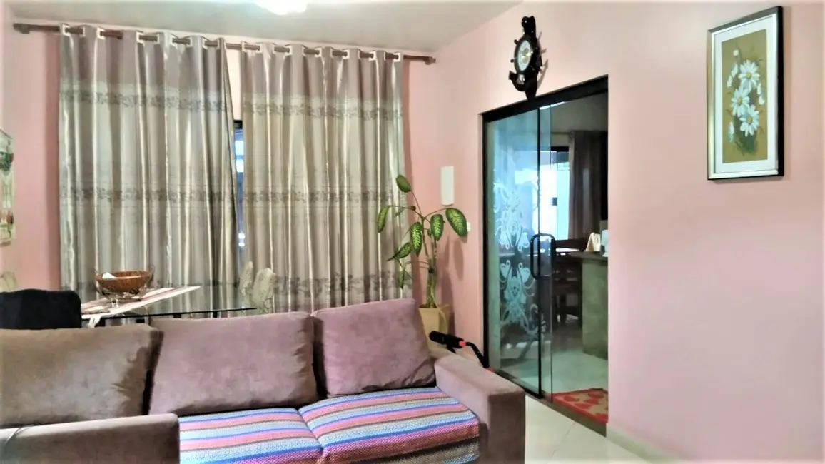 Foto 6 de Casa com 3 quartos à venda, 250m2 em Iguape - SP